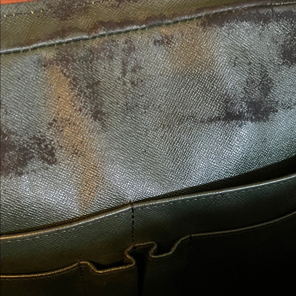Louis Vuitton Brown Epi Document/Laptop Bag